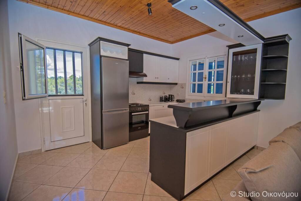 Gerani Maison Agios Aimilianos Beautiful View Порто Хели Экстерьер фото